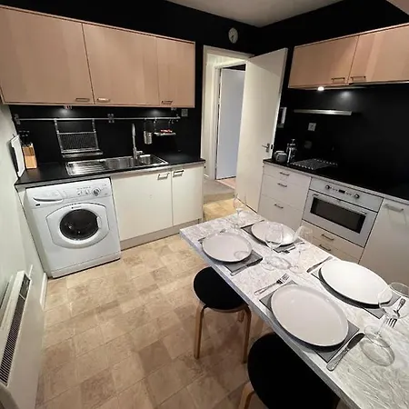 Appartamento Lombard Hide Away Inverness Esterno foto